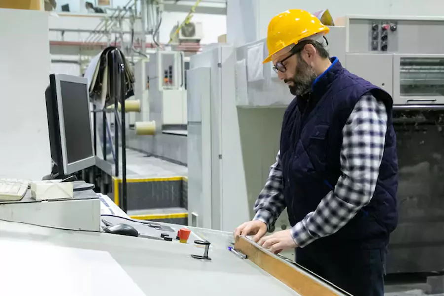 Cutting glass for window repair