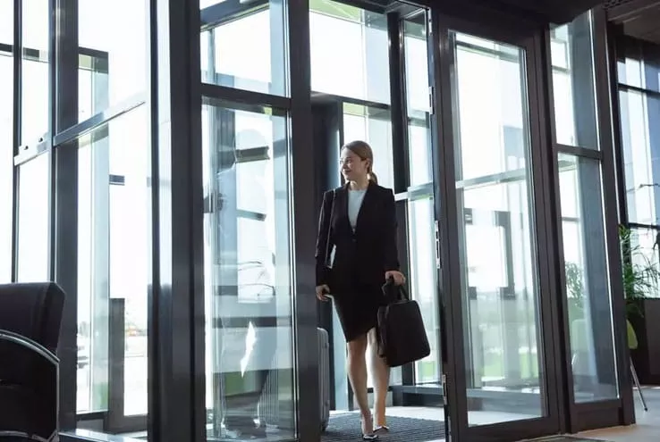 Glass Partitions Walls System